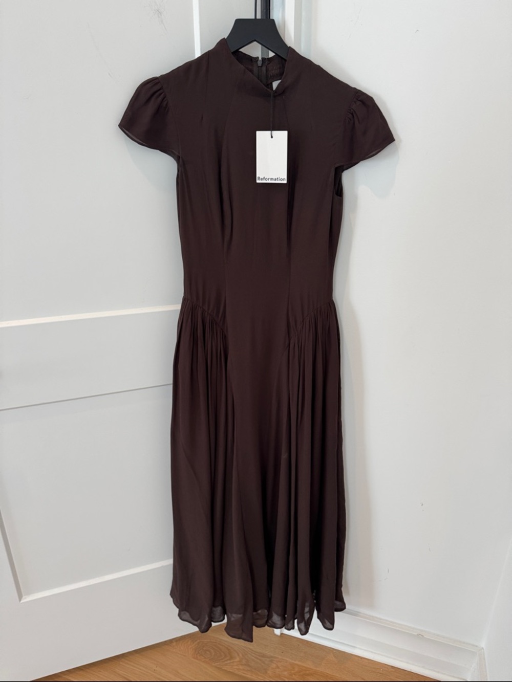 Reformation Maven Midi Dress 2 NWT $278 Mole - Picture 3 of 10